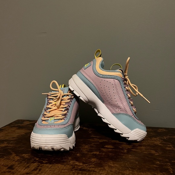 FILA Athletic Shoe - Picture 7 of 8